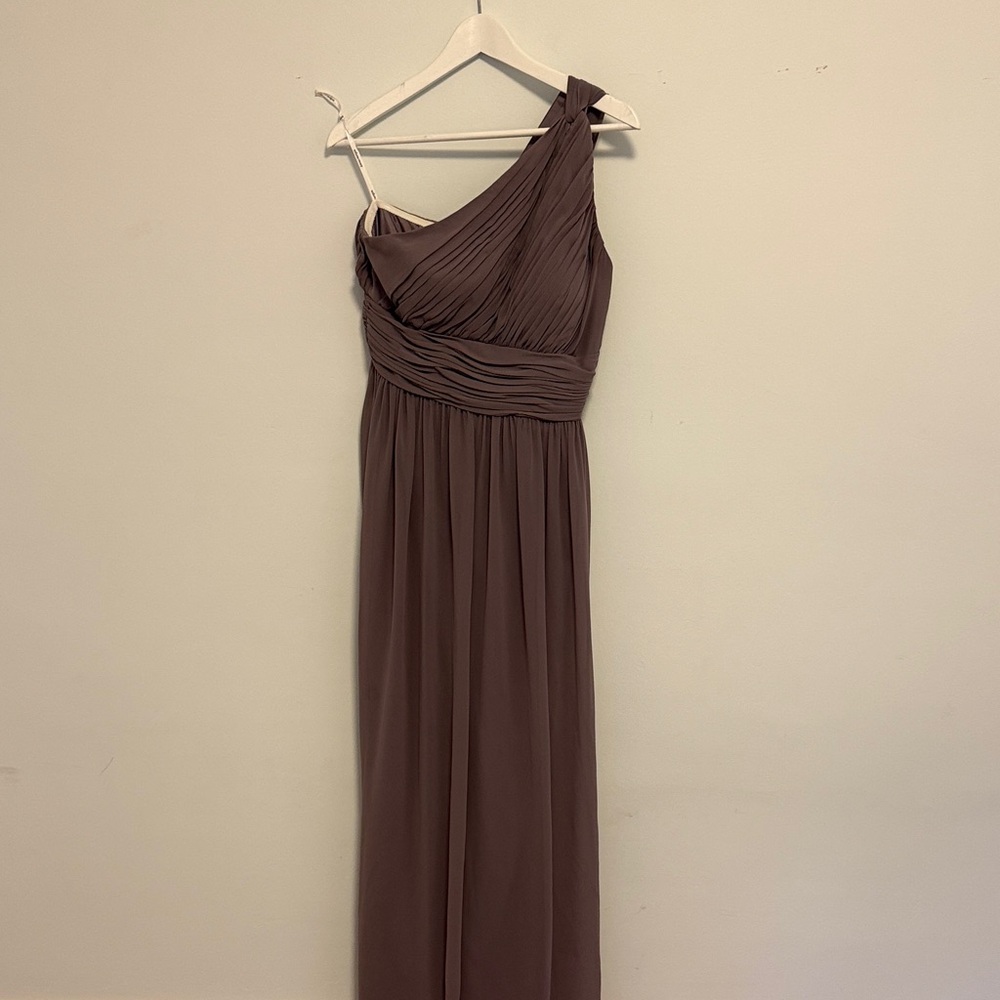 Elegant One-Shoulder Lavender Dress